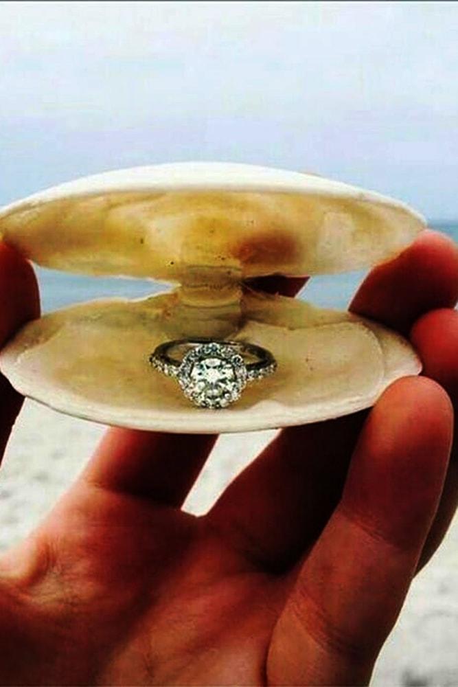 Beach Proposal Ideas Seashell Hunting Sparkling Engagement Ring In The Seashell Romantic Beach Proposal