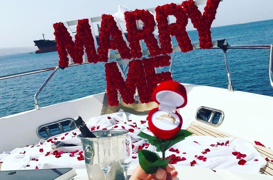 The Most Romantic Ways To Give A Ring Oh So Perfect Proposal