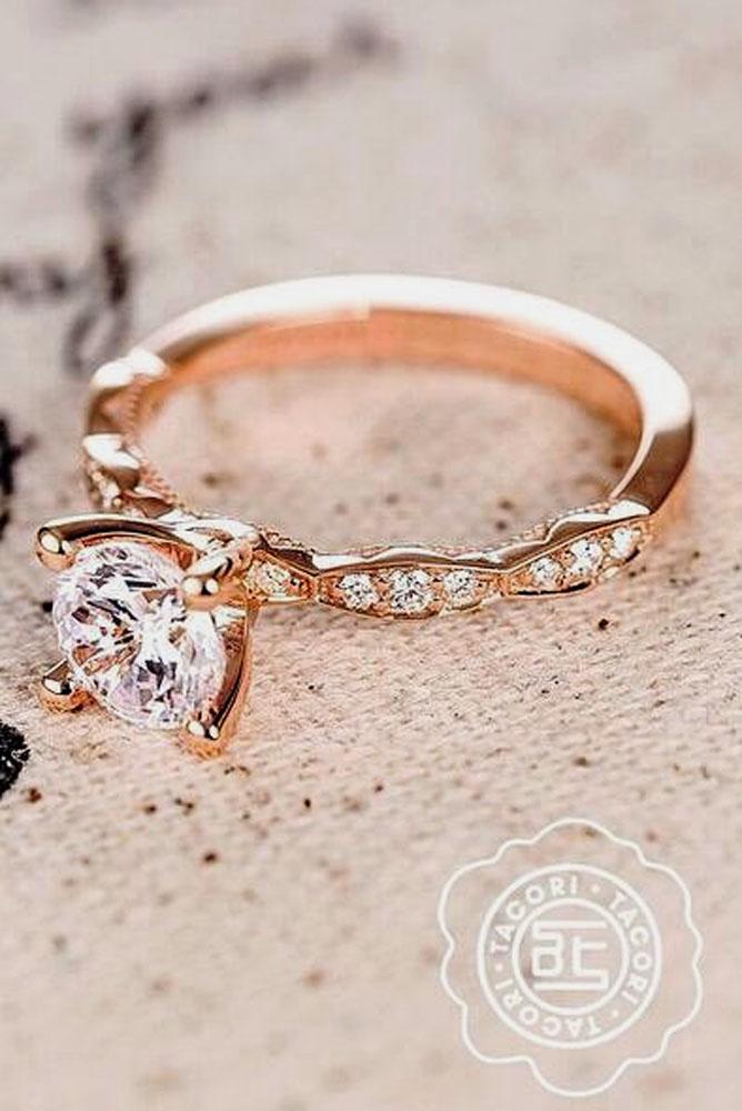 rose gold engagement rings center round stone