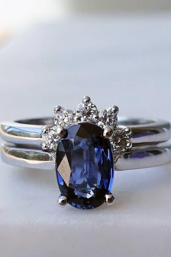 unique engagement rings sapphire platinum oval cut