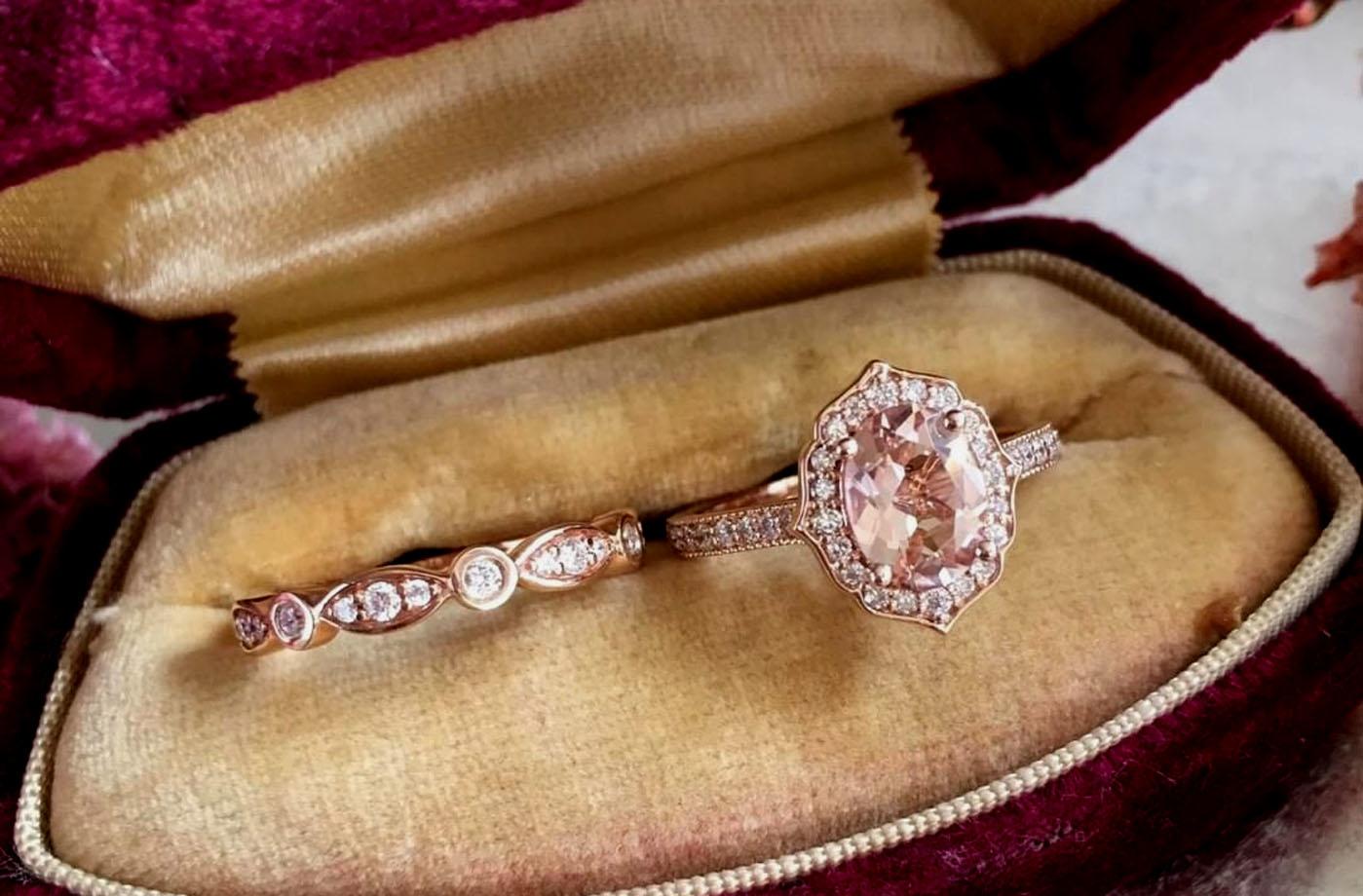 Vintage Platinum Wedding Ring | The Jewellery Warehouse