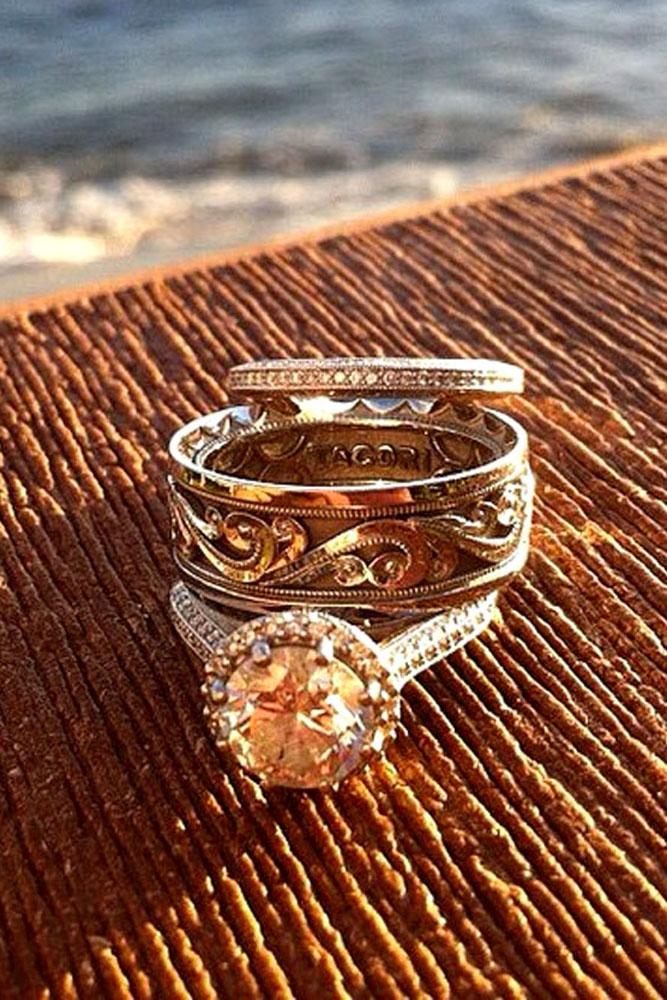 vintage engagement rings round cut halo in rose gold