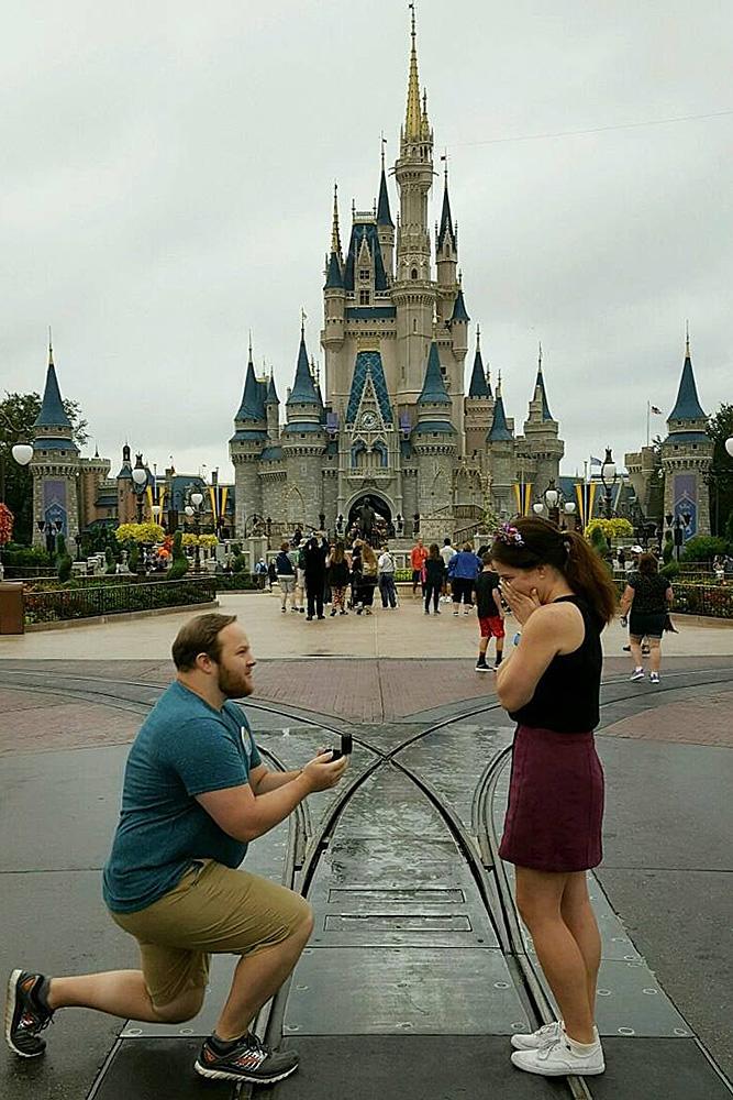 15 Disney Proposals For A Creative Couple