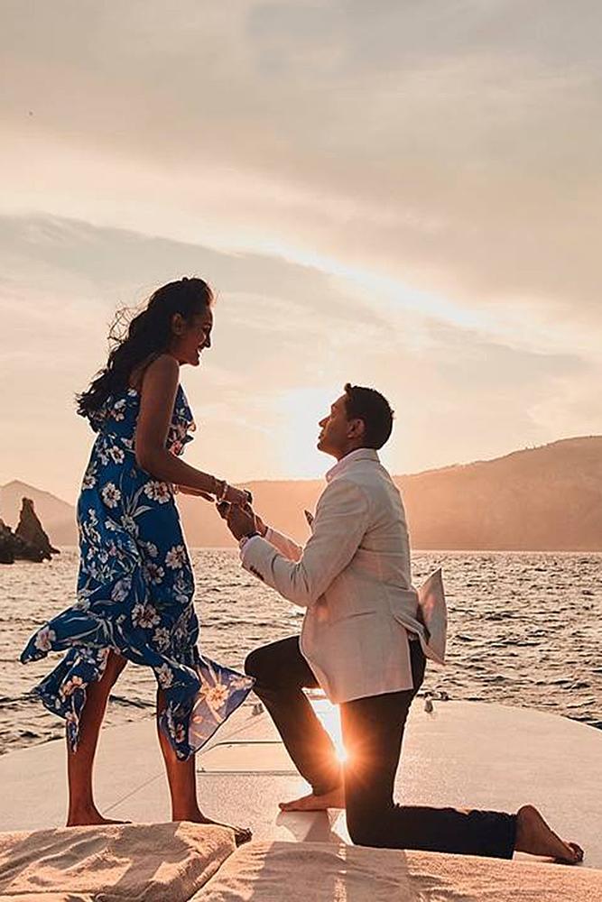 engagement photo ideas boat proposal sunset ocean