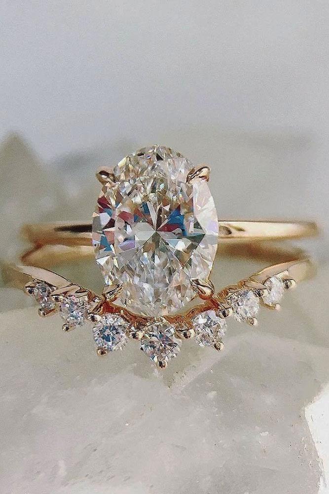 24 Oval Engagement Rings That Every Girl Dreams | Oh So Perfect Proposal