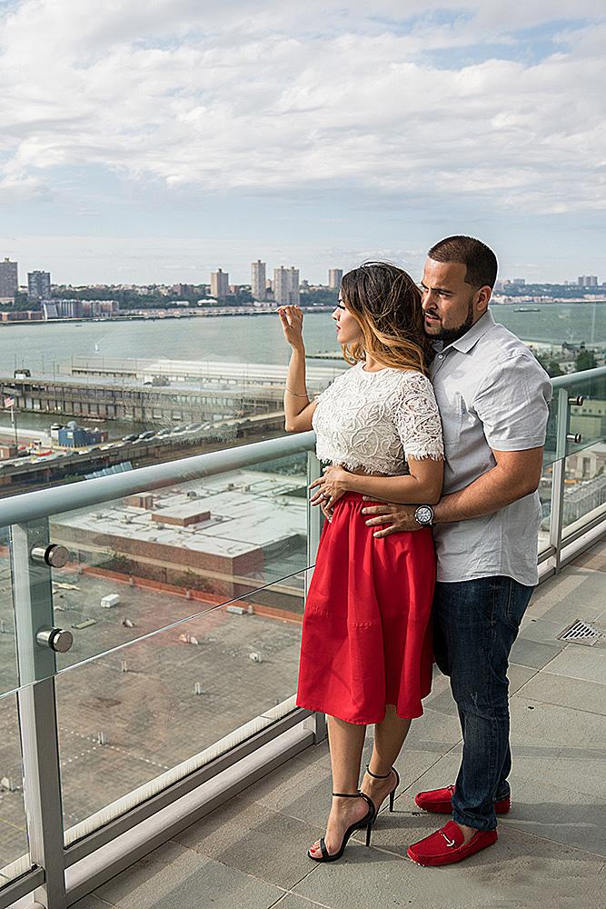 engagement photos couple amazing backdrop