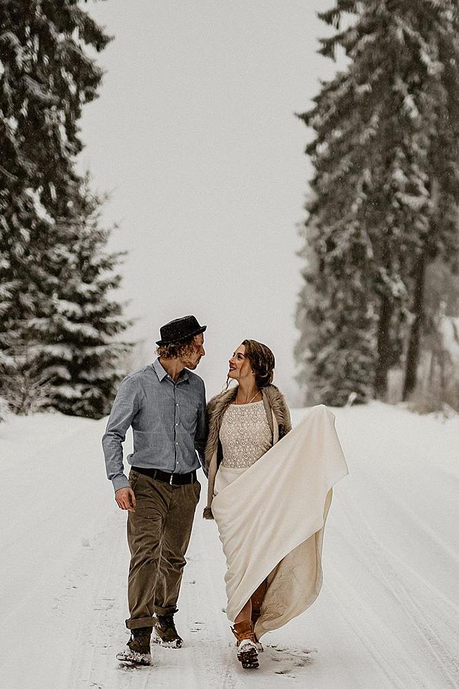engagement photos couple happy winter photo