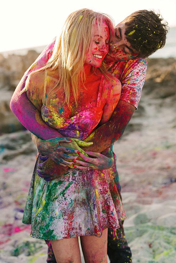 engagement pictures funny ideas with paint