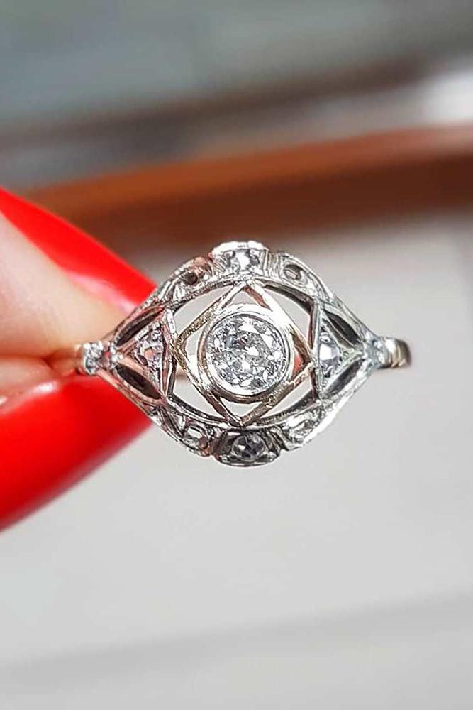 art deco engagement rings round cut diamond