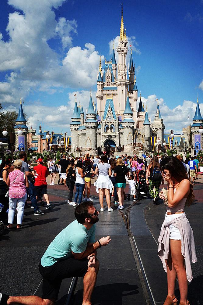 creative proposal ideas disney man propose a woman