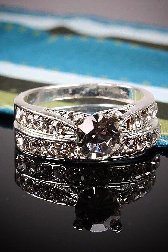 cubic zirconia engagement rings round cut wedding set