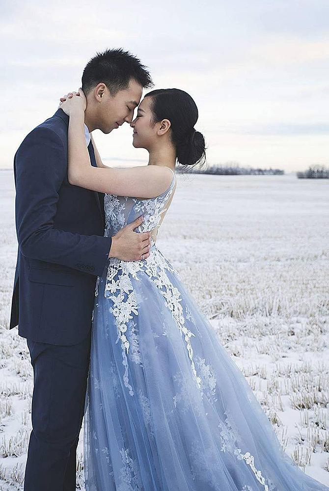 winter engagement photos beautiful photosession