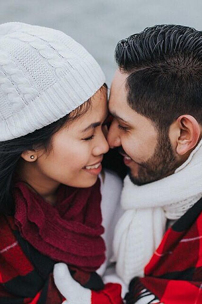 winter engagement photos couple love engaged