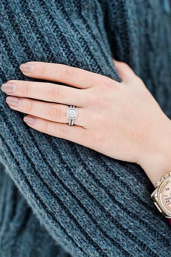 winter engagement photos hand ring engaged couple