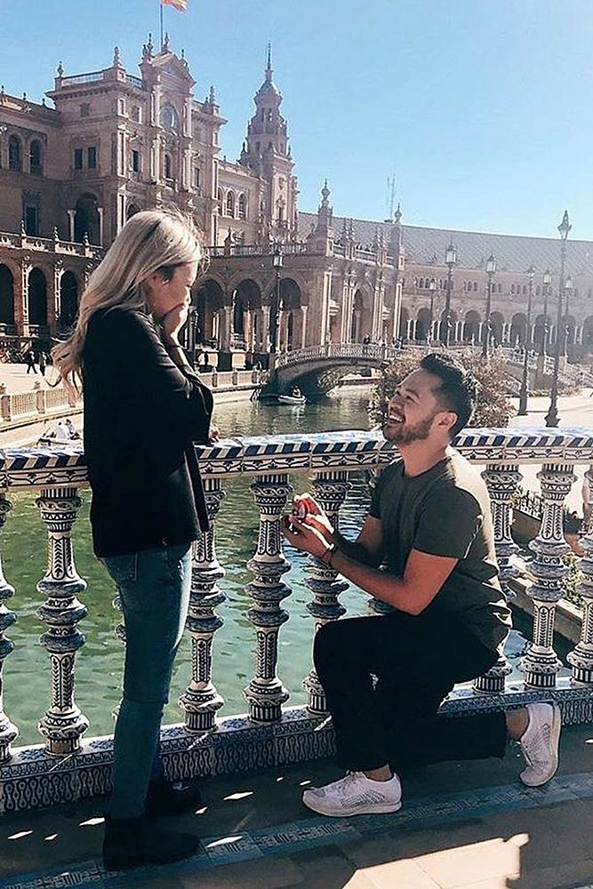 unique proposal ideas couple propose city romantic
