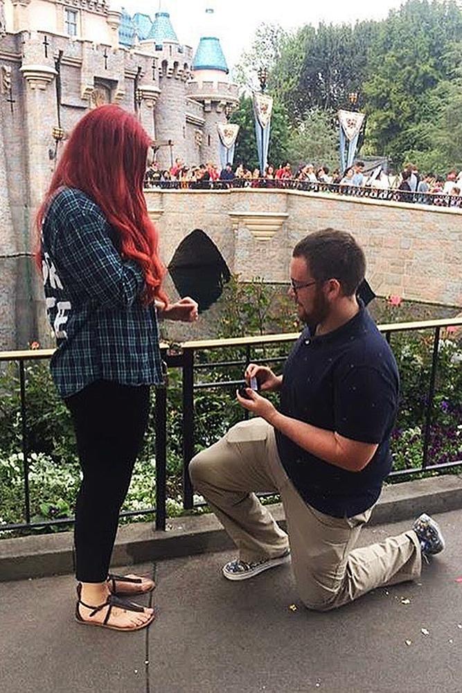 disney proposal ideas man propose a woman public romantic