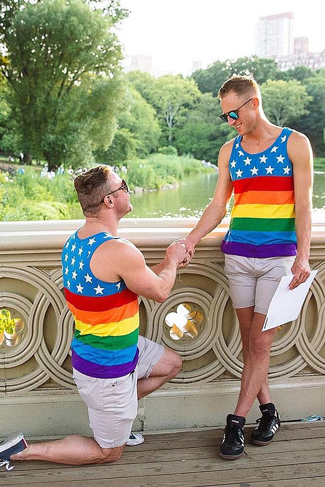 same sex proposals man propose a man romantic