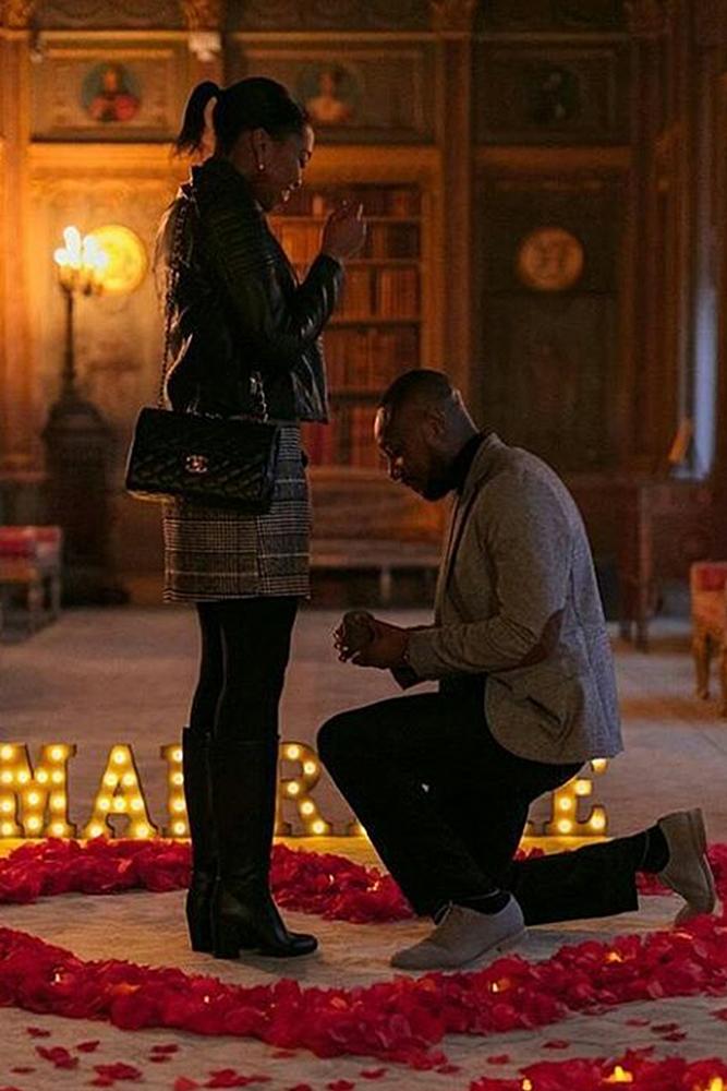 valentines day proposal man propose a woman