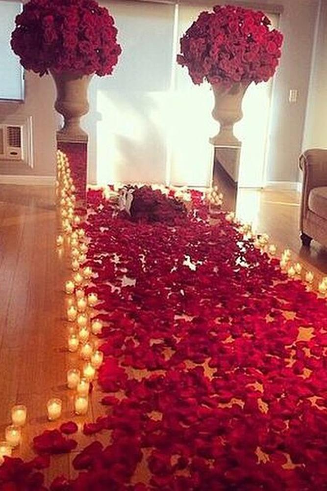 valentines day proposal roses hotel romantic