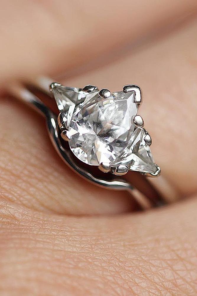 bridal sets white gold modern solitaire diamond pear cut