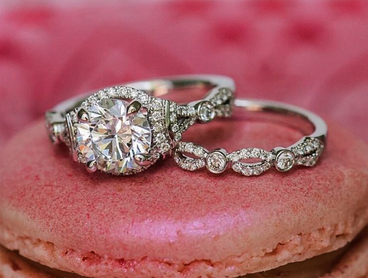 kirk kara engagement rings wedding set white gold diamond featured min