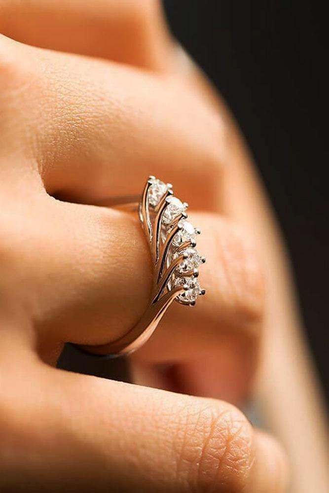 30 Unique Engagement Rings That Will Make Her Happy | Oh  