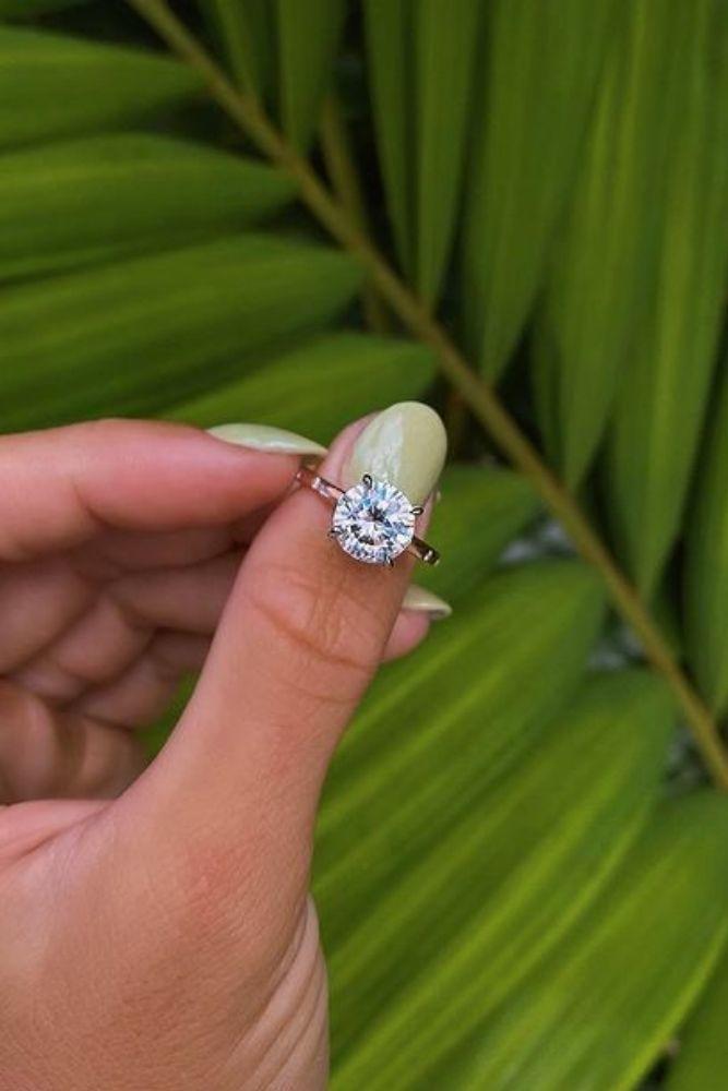 classic engagement rings classic engagement rings with round cut diamonds2