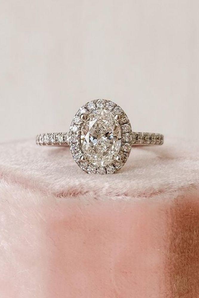 classic engagement rings classic halo rings2