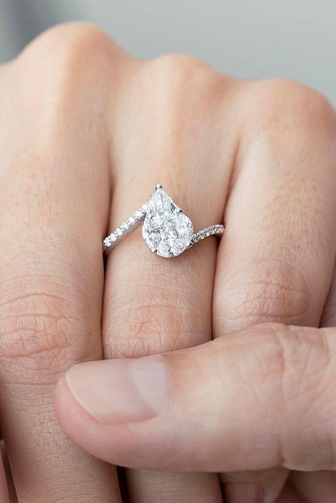 classic engagement rings with stunning details2