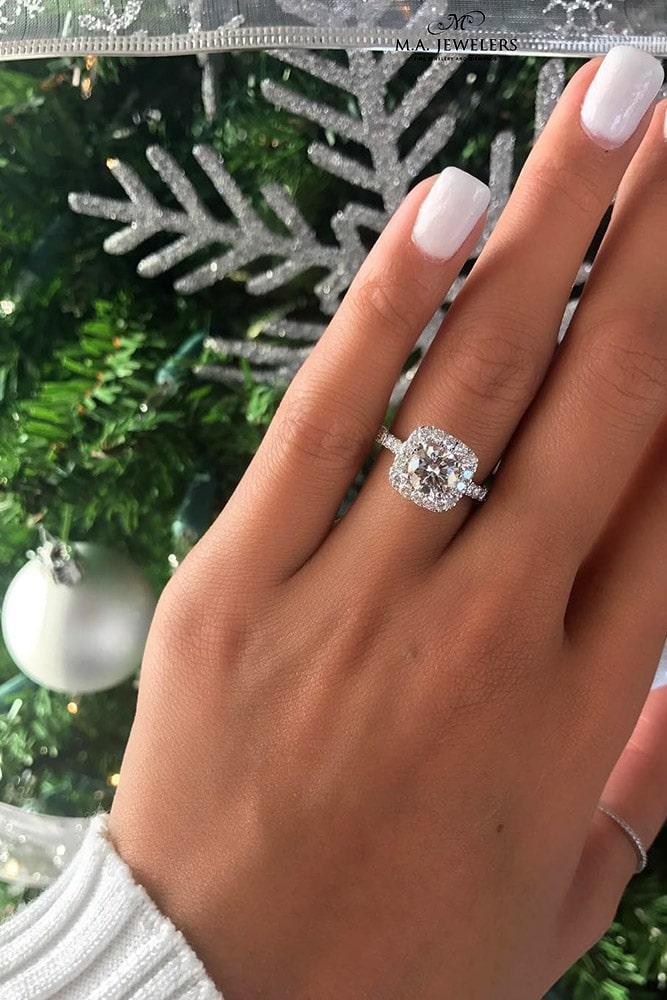 ring trends white gold engagement rings round cut engagement rings halo rings diamond engagement rings