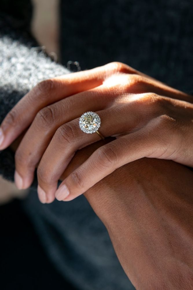best vintage engagement rings halo rings