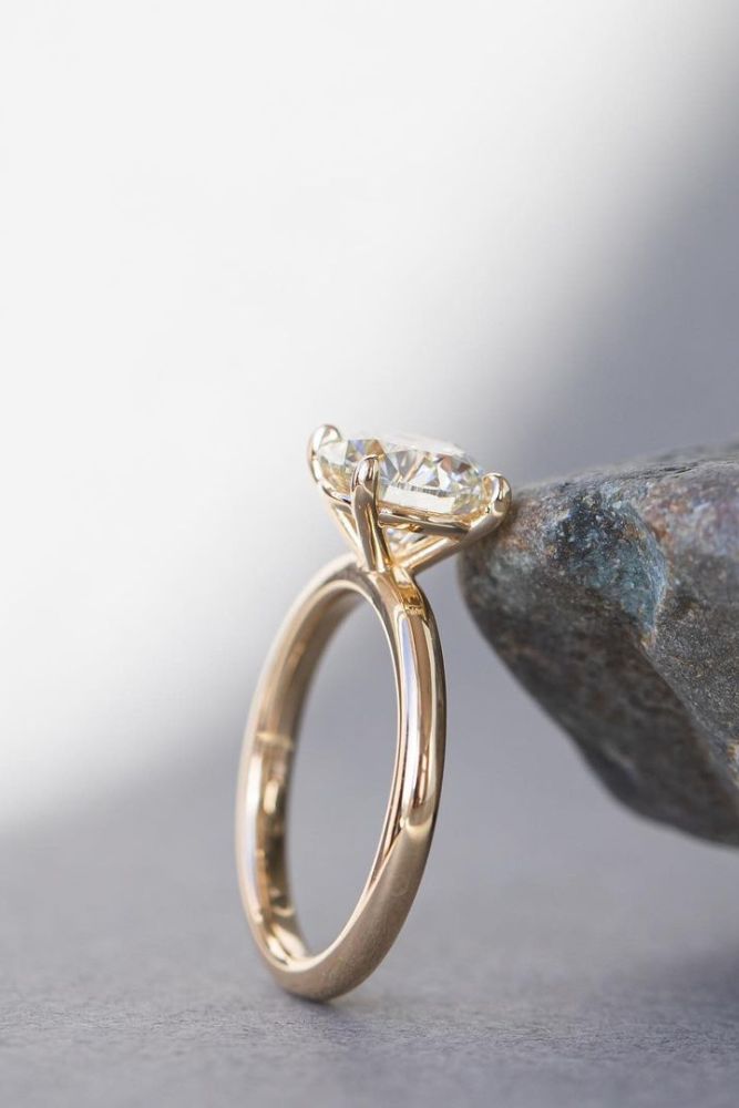 modern engagement rings round cut rings2