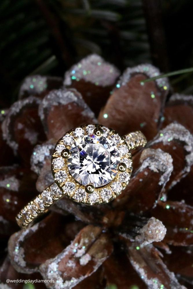 new year engagement photos engagement ring in a cone weddingdaydiamonds