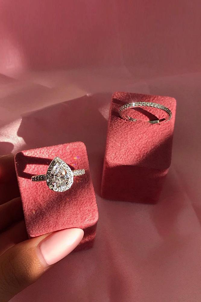 wedding ring sets white gold engagement rings diamond engagement rings pear shaped engagement rings beautiful rings ring boxes