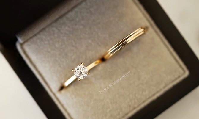 how to save money on an engagement ring wedding ring sets ring boxes rose gold engagement rings