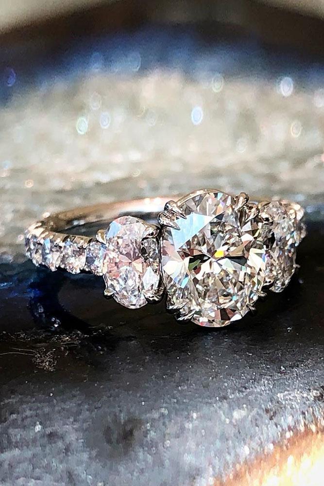 27 Oval Engagement Rings That Every Girl Dreams | Oh So  