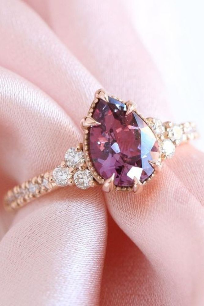 pear shaped engagement rings with colored gemstones