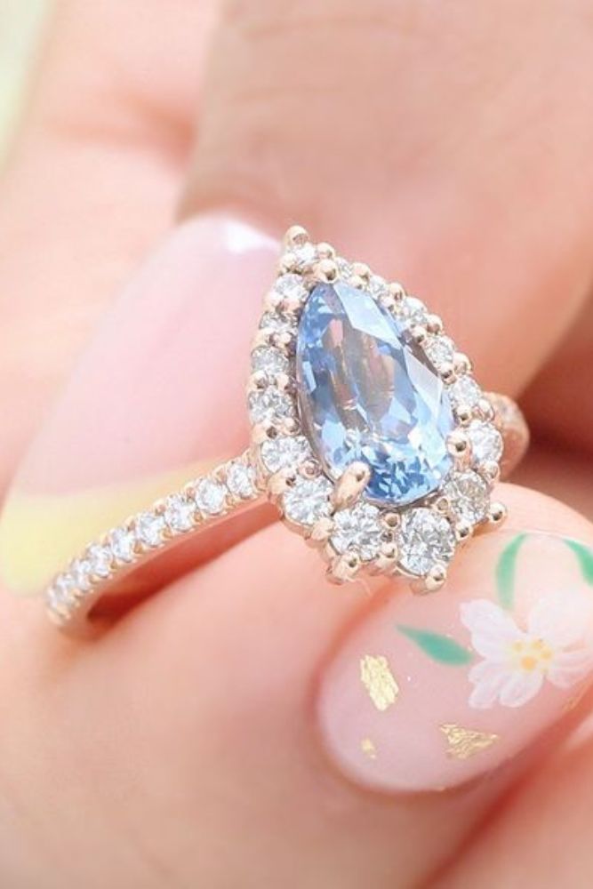 pear shaped engagement rings with colored gemstones