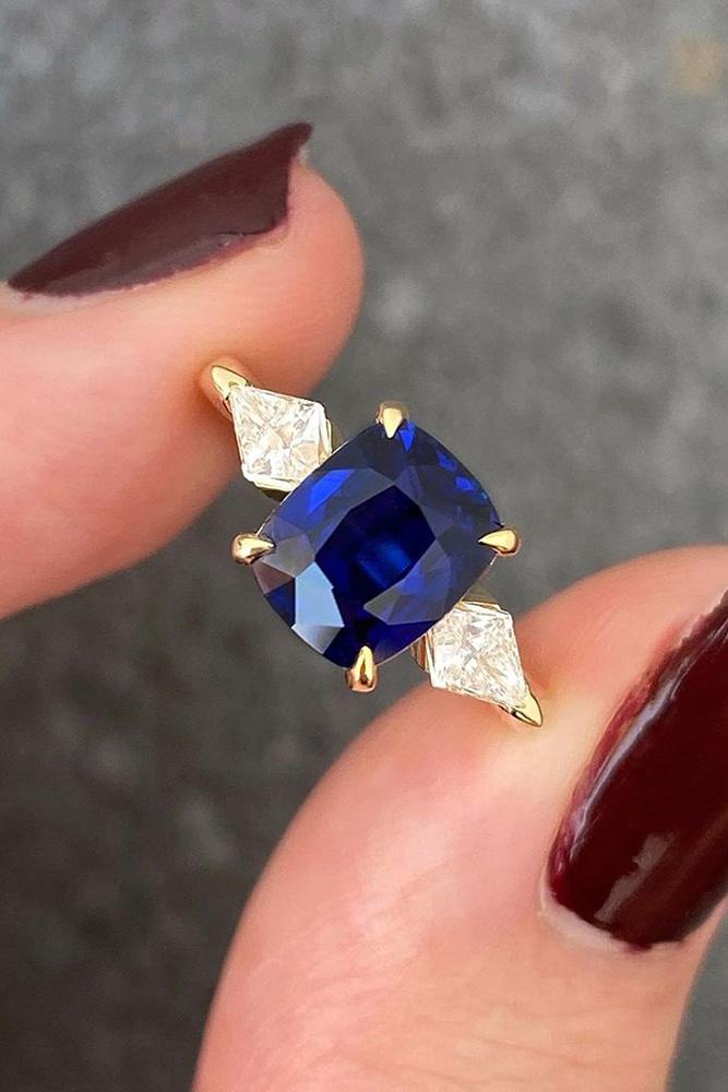 sapphire engagement rings three stone engagement rings oval cut rings rose gold rings