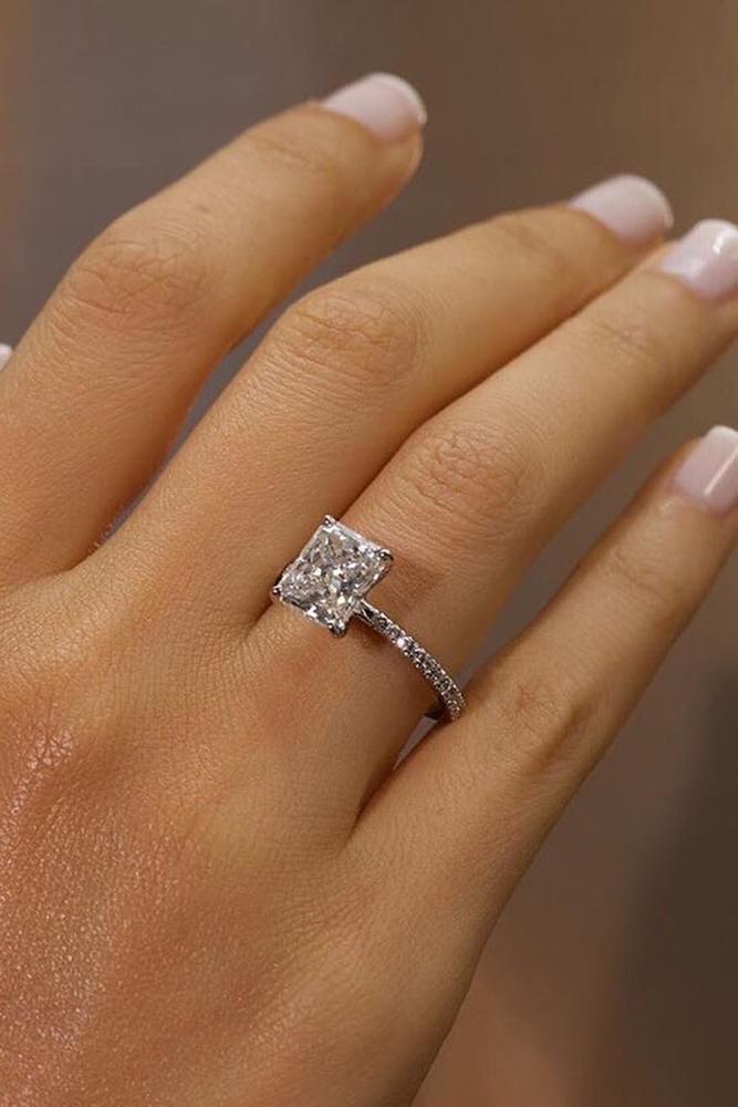 21 Simple Engagement Rings For Girls Who Love Classic Oh So Perfect Proposal 5248