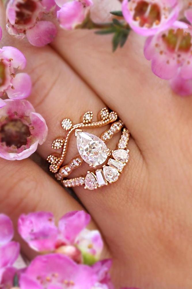 moissanite engagemen rings pear cut moissanite halo ring bridal sets