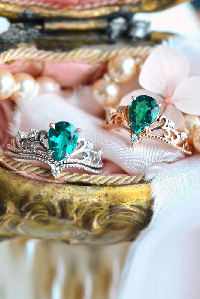 vintage engagement rings halo engagement rings emerald engagement rings