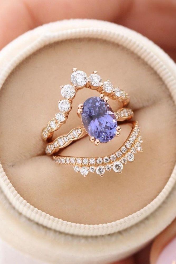 vintage wedding rings with unique elements1