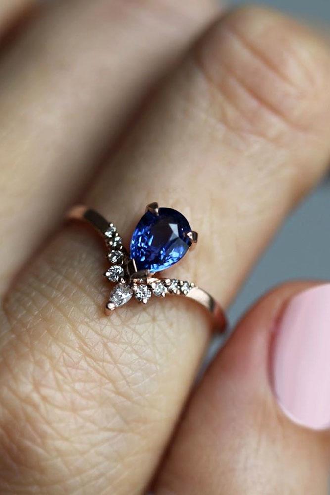 sapphire engagement rings rose gold rings pear shaped rings blue sapphire diamond