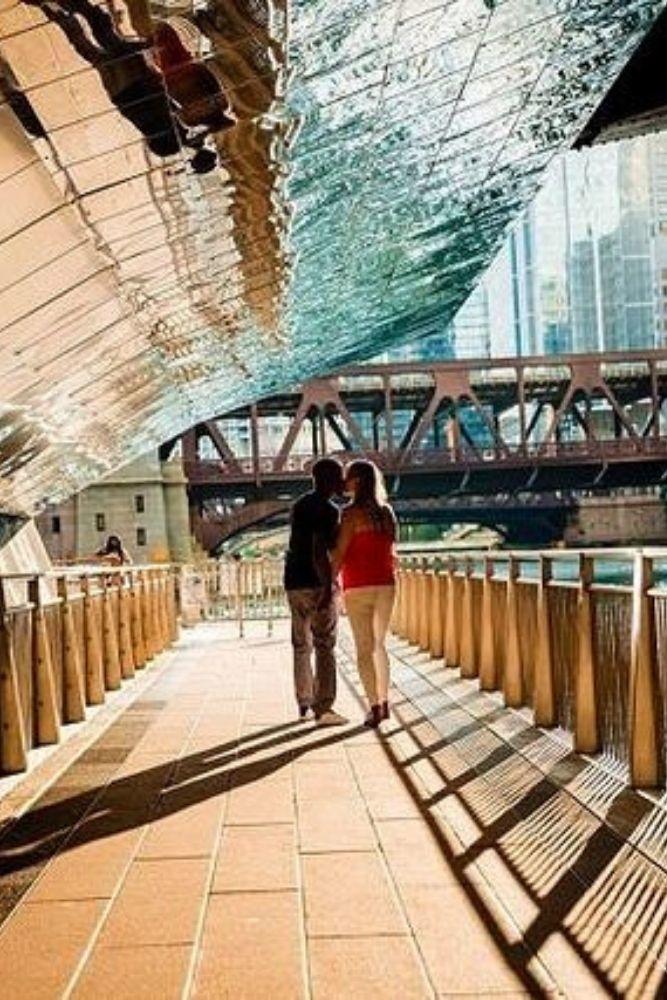 engagement photo ideas stylish engagemenet photos in urban locations1