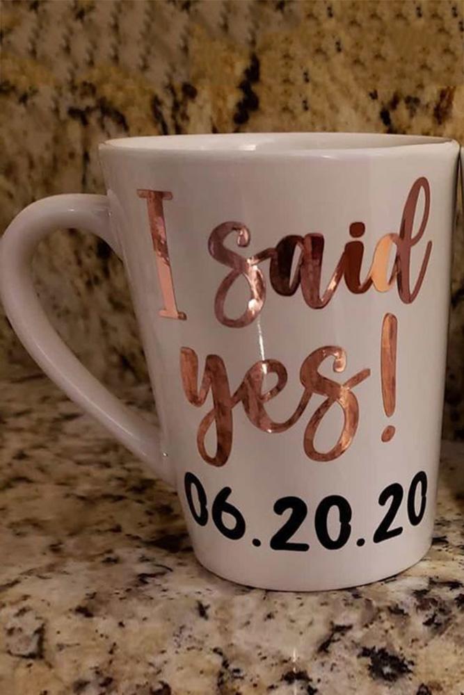 save the date ideas save the proposal date engagement photos cups