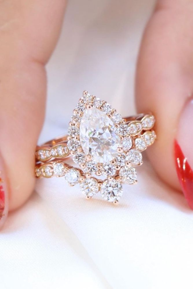 wedding ring sets pear shaped diamonds1