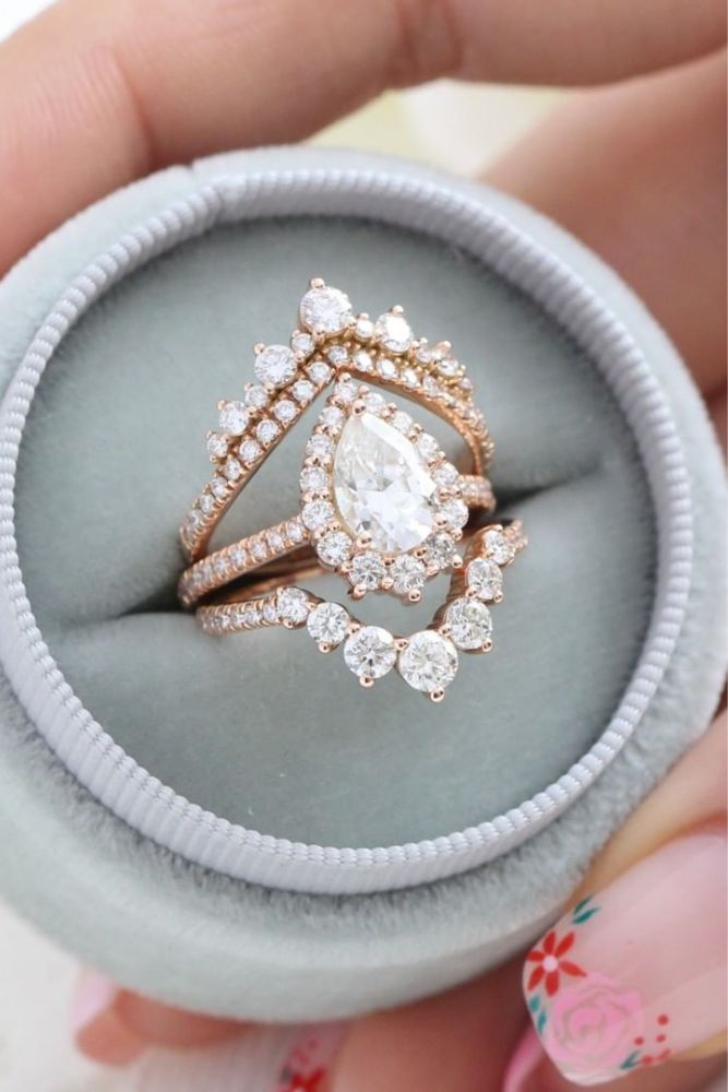 wedding ring sets pear shaped diamonds2
