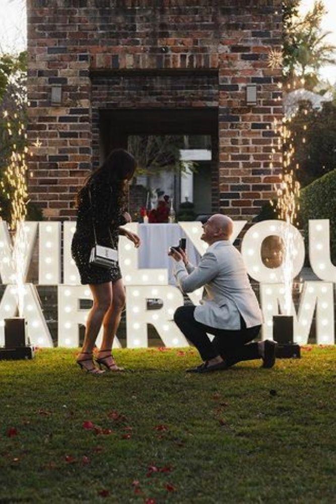 Cheap And Romantic Proposal Ideas- No Money? No Problem! | Oh So