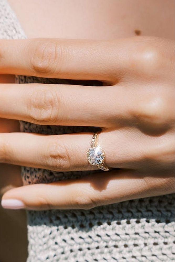 diamond engagement rings stunning round diamond engagement rings2